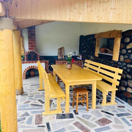 Casa De Vacanta Motata Novaci-Străini Eksteriør bilde